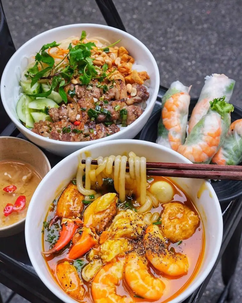 Điểm danh 10 qu&aacute;n b&aacute;nh canh H&agrave; Nội ăn l&agrave; ghiền 6