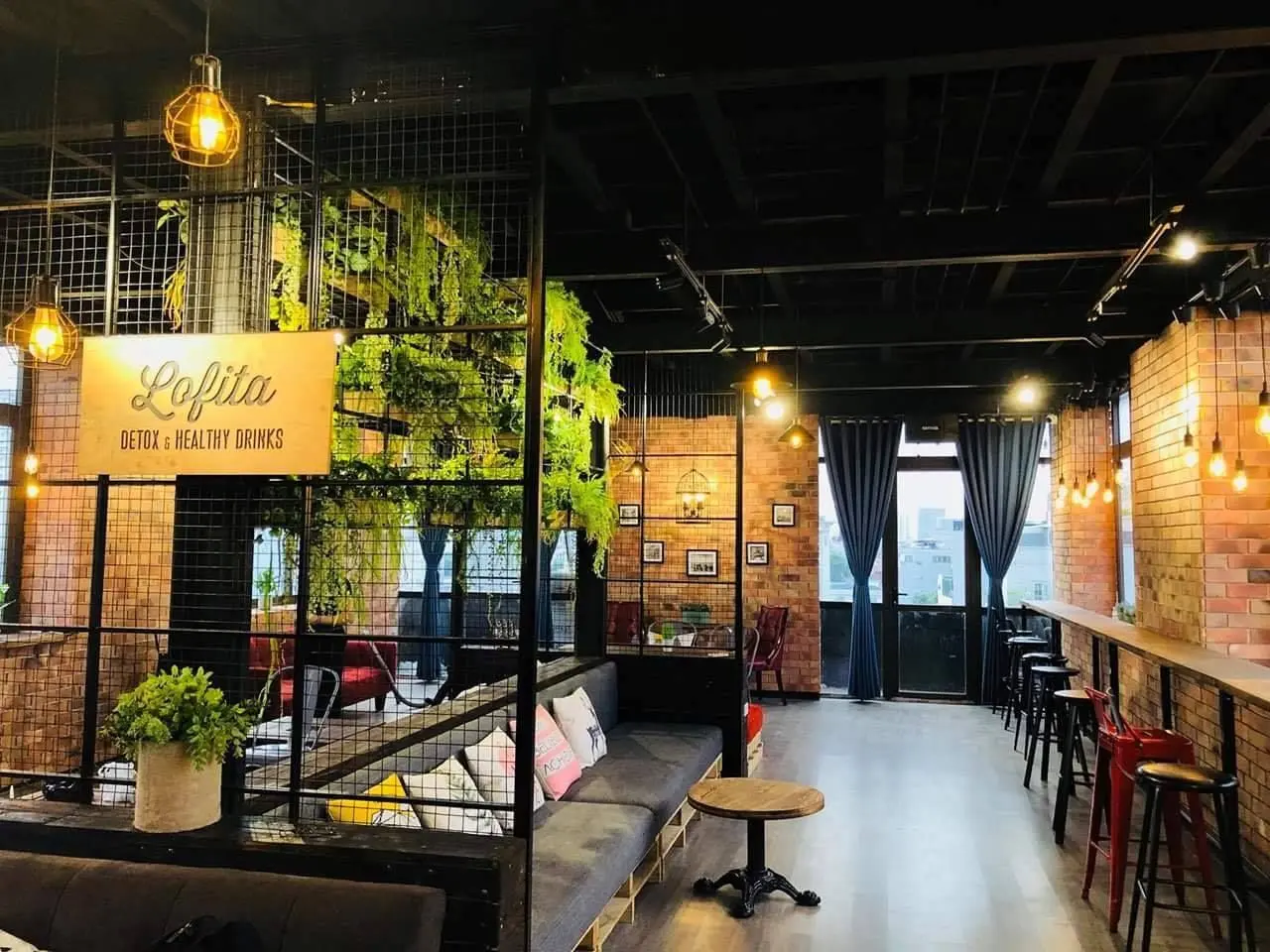 Điểm mặt những qu&aacute;n cafe đẹp H&agrave; Nội với nhiều kh&ocirc;ng gian tuyệt vời 2