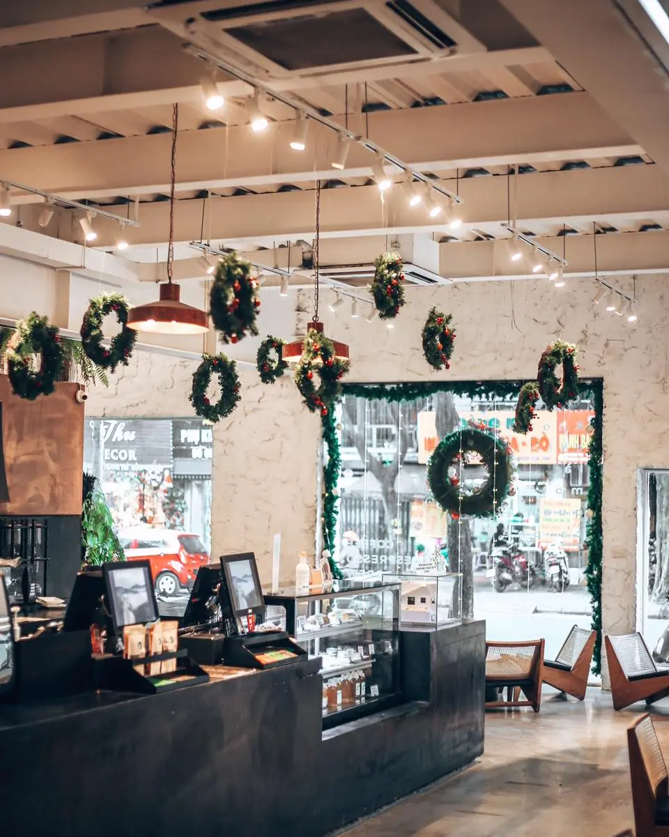 Điểm mặt những qu&aacute;n cafe đẹp H&agrave; Nội với nhiều kh&ocirc;ng gian tuyệt vời 13
