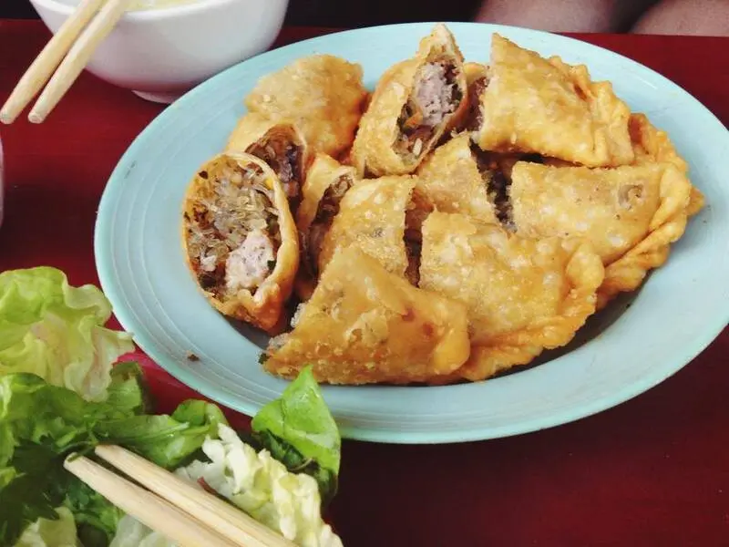 Lưu ngay 25 m&oacute;n ăn vặt H&agrave; Nội g&acirc;y thương nhớ 19