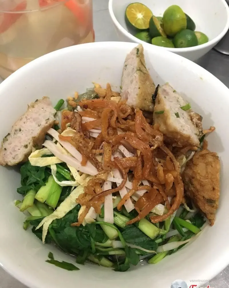 Lưu ngay 25 m&oacute;n ăn vặt H&agrave; Nội g&acirc;y thương nhớ 10