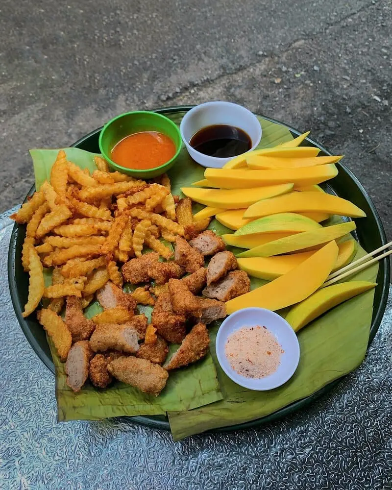 Lưu ngay 25 m&oacute;n ăn vặt H&agrave; Nội g&acirc;y thương nhớ 14