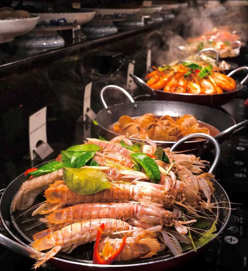 Maison Sen Buffet: Tinh hoa ẩm thực của giới s&agrave;nh điệu thủ đ&ocirc; 3
