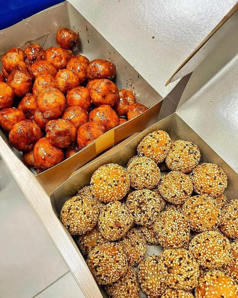 Những h&agrave;ng b&aacute;nh r&aacute;n H&agrave; Nội ngon bạn n&ecirc;n gh&eacute; đến 2