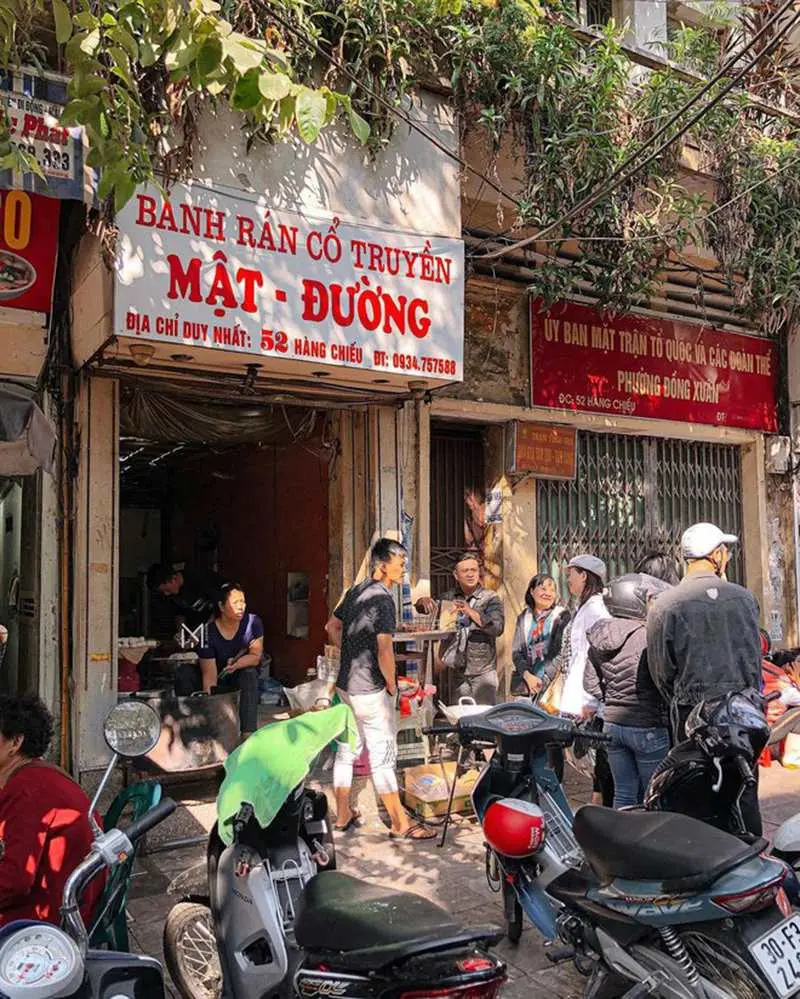 Những h&agrave;ng b&aacute;nh r&aacute;n H&agrave; Nội ngon bạn n&ecirc;n gh&eacute; đến 5