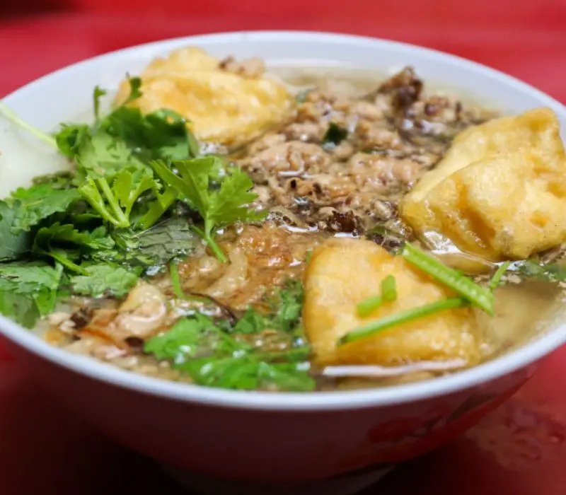 No n&ecirc; với 15 qu&aacute;n ăn vặt H&agrave; Nội si&ecirc;u ngon d&agrave;nh cho bạn 3