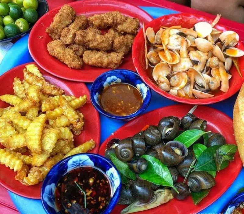 No n&ecirc; với 15 qu&aacute;n ăn vặt H&agrave; Nội si&ecirc;u ngon d&agrave;nh cho bạn 15