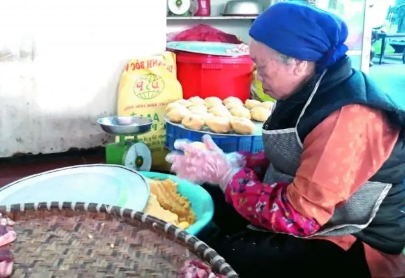 Nức mũi với b&aacute;nh d&agrave;y Qu&aacute;n G&aacute;nh, thơm ngon chuẩn vị H&agrave; Nội 10