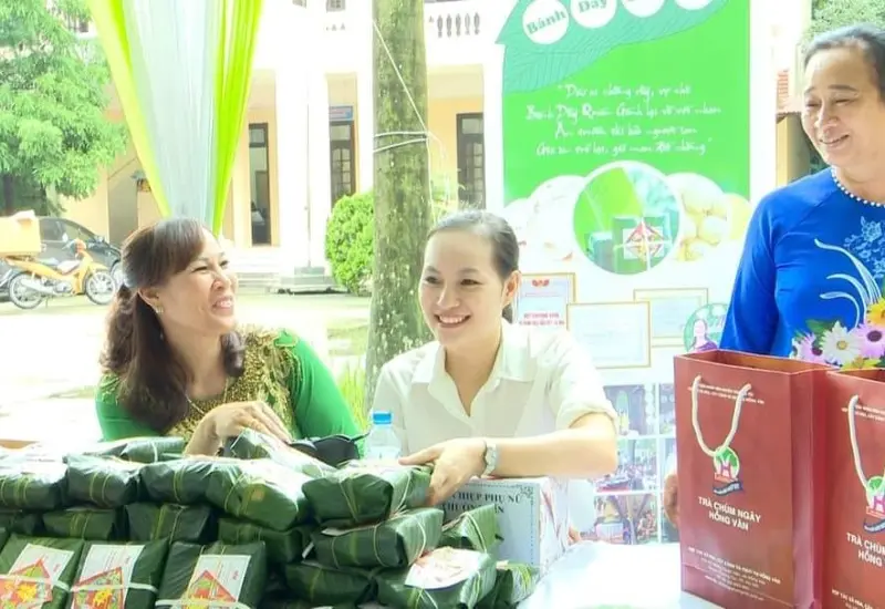 Nức mũi với b&aacute;nh d&agrave;y Qu&aacute;n G&aacute;nh, thơm ngon chuẩn vị H&agrave; Nội 11
