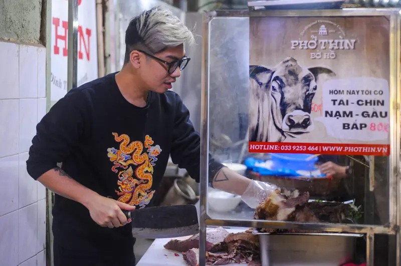Phở Th&igrave;n L&ograve; Đ&uacute;c v&agrave; Phở Th&igrave;n Bờ Hồ, những c&aacute;i t&ecirc;n hấp dẫn trong l&agrave;ng phở thủ đ&ocirc; 8