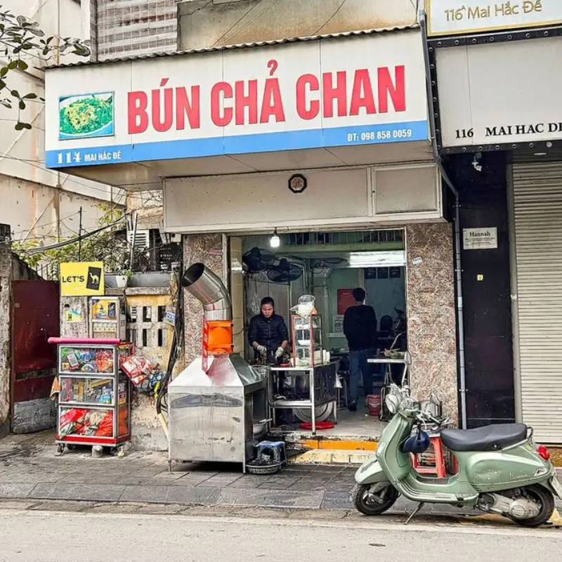 Qu&aacute;n B&uacute;n chả chan mang hương vị độc đ&aacute;o ghi danh v&agrave;o Bib Gourmand 2
