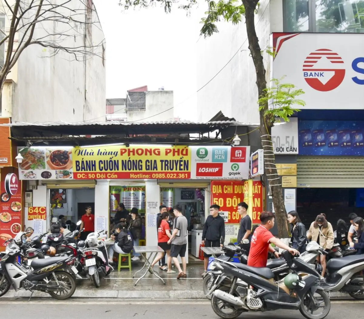 Review hai h&agrave;ng b&aacute;nh cuốn Đội Cấn nổi tiếng tại H&agrave; Nội 4