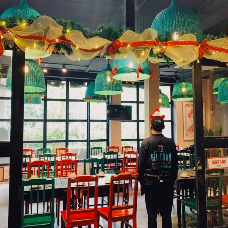 Review Hẻm Qu&aacute;n: Nơi mang ẩm thực S&agrave;i G&ograve;n đến thủ đ&ocirc; H&agrave; Nội 10