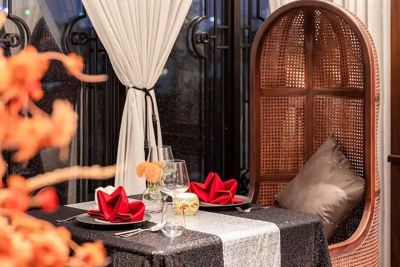 The Gourmet Corner Restaurant &ndash; Thưởng thức bữa tiệc &Aacute;-&Acirc;u sang trọng v&agrave; đẳng cấp 10