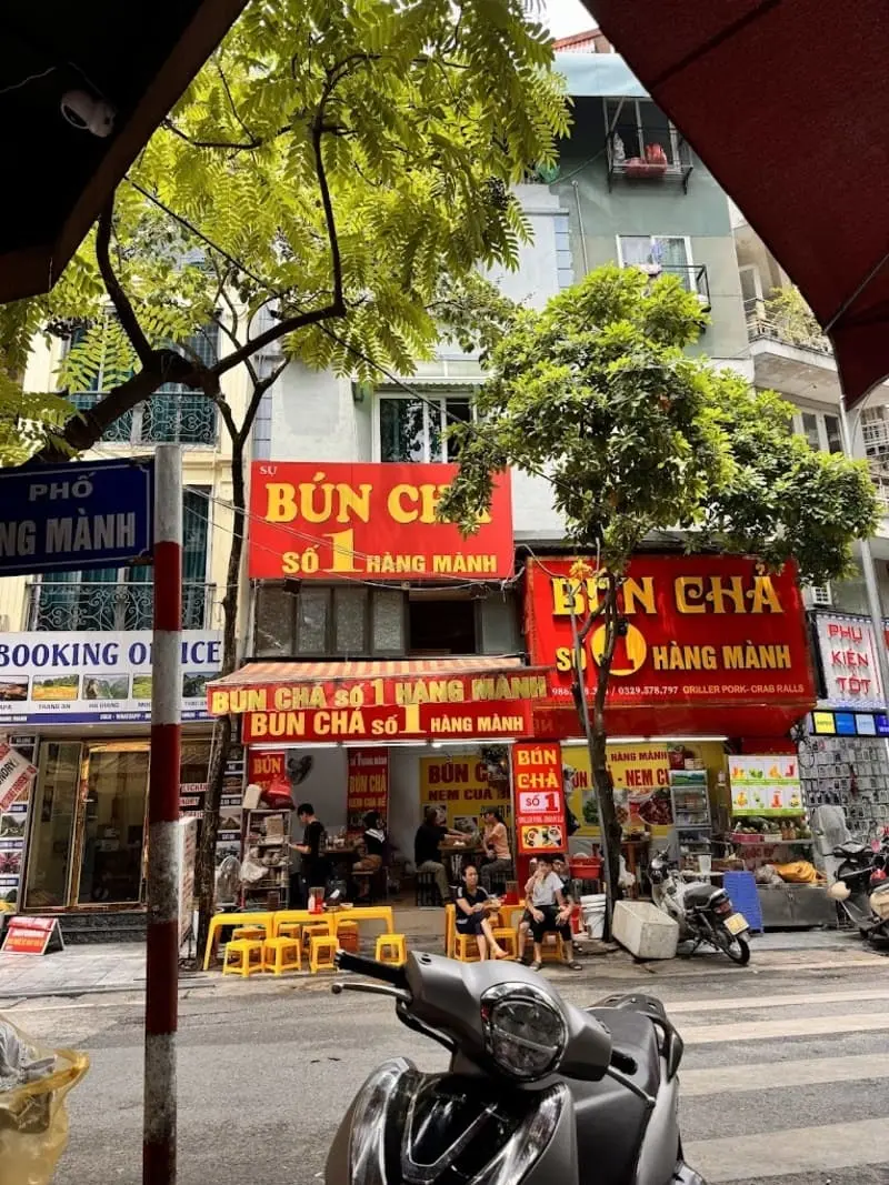Thưởng thức Bún Chả Đắc Kim gói trọn tinh hoa ẩm thực Hà Nội 2