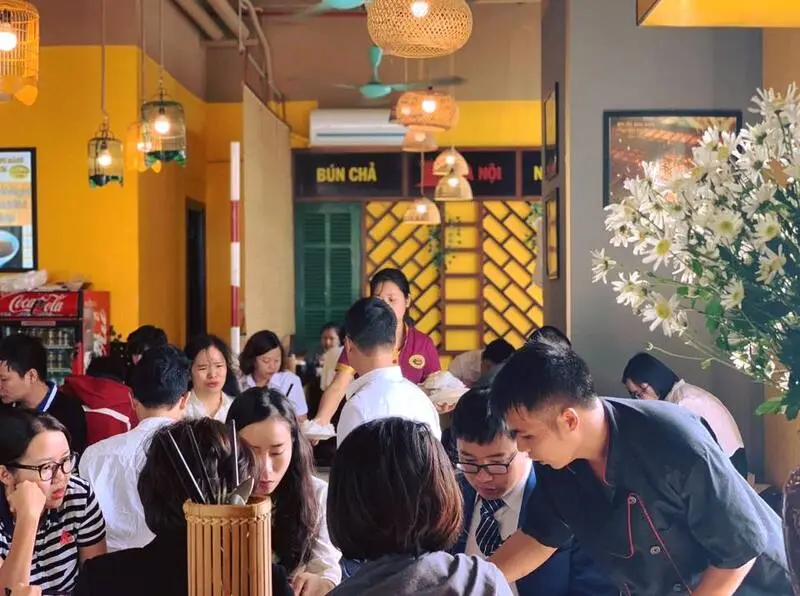 Thưởng thức Bún Chả Đắc Kim gói trọn tinh hoa ẩm thực Hà Nội 5