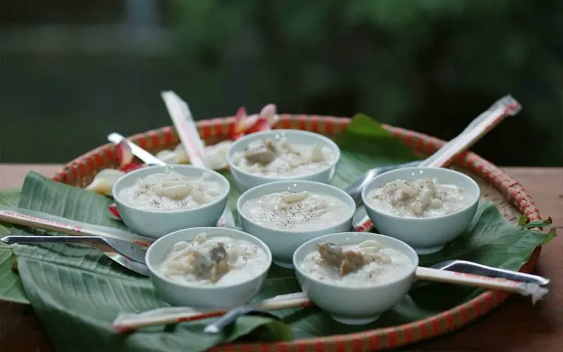 Thưởng thức ch&aacute;o se: M&oacute;n ch&aacute;o ăn bằng đũa độc đ&aacute;o người H&agrave; Nội 3