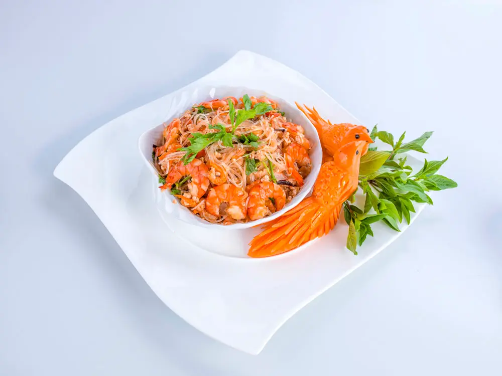 Thưởng thức m&oacute;n ngon với kh&ocirc;ng gian sang trọng tại Nh&agrave; h&agrave;ng hải sản San H&ocirc; 14