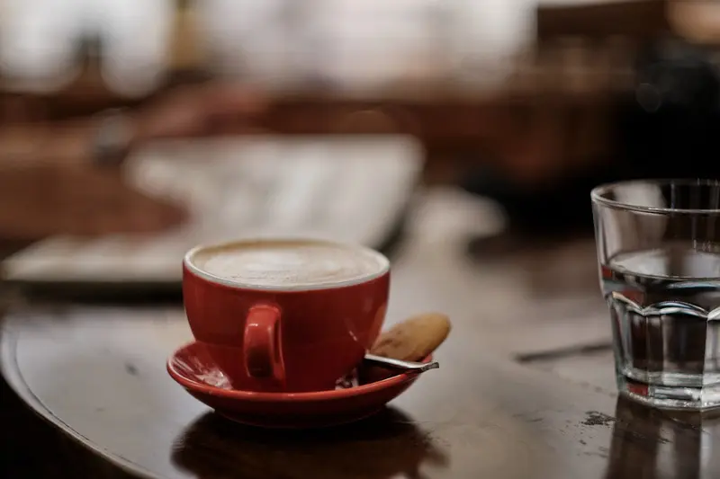 Tiny Post Cafe: Qu&aacute;n c&agrave; ph&ecirc; vintage y&ecirc;n tĩnh giữa l&ograve;ng thủ đ&ocirc; 12
