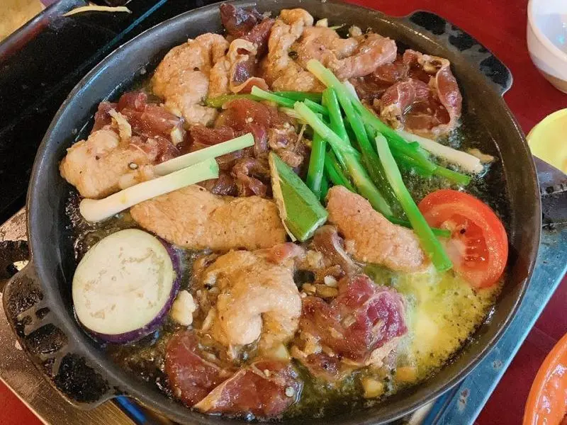 Top 10 qu&aacute;n nầm nướng H&agrave; Nội ngon nhức n&aacute;ch khiến bạn m&ecirc; mẩn 8