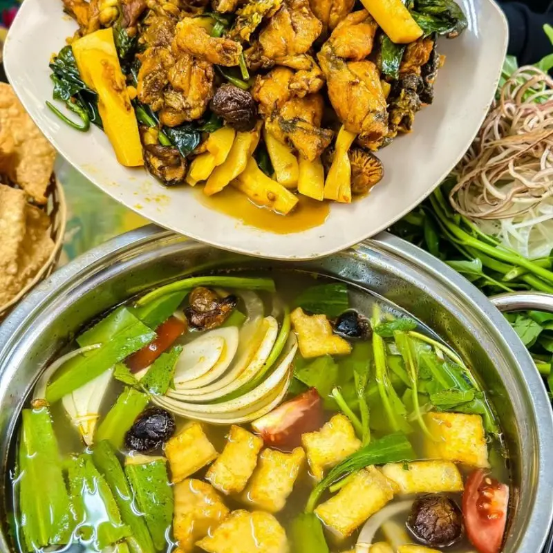 Top 12 qu&aacute;n lẩu ếch ngon H&agrave; Nội kh&aacute;ch đ&ocirc;ng nườm nượp 4