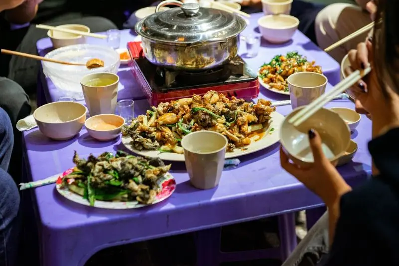 Top 12 qu&aacute;n lẩu ếch ngon H&agrave; Nội kh&aacute;ch đ&ocirc;ng nườm nượp 2