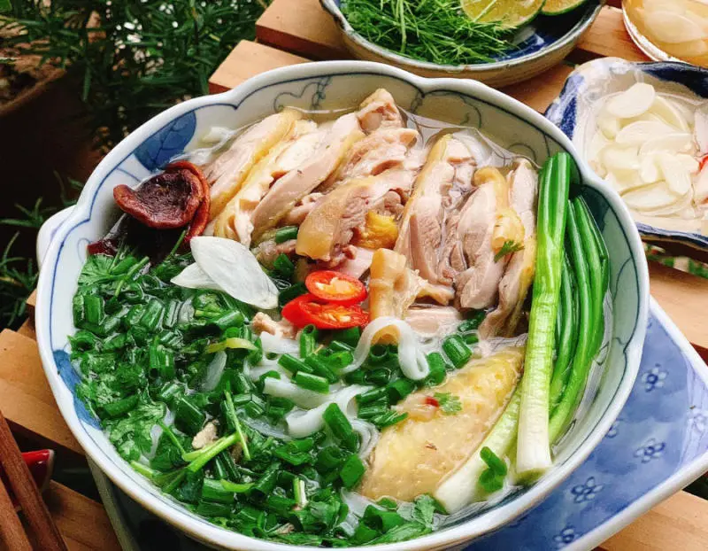 Top 15 qu&aacute;n phở g&agrave; ngon H&agrave; Nội l&agrave;m bao người m&ecirc; mẩn 7