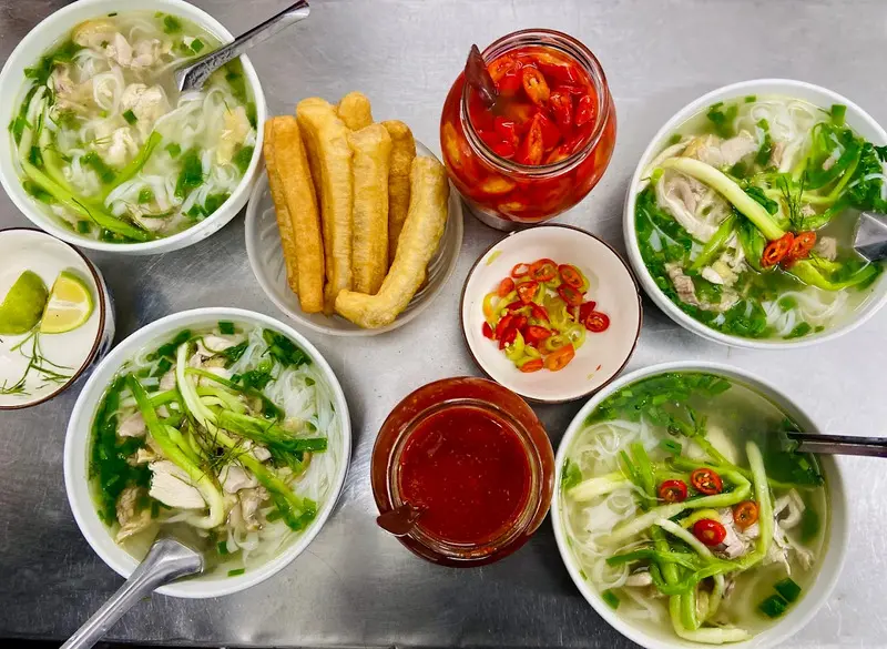 Top 15 qu&aacute;n phở g&agrave; ngon H&agrave; Nội l&agrave;m bao người m&ecirc; mẩn 15