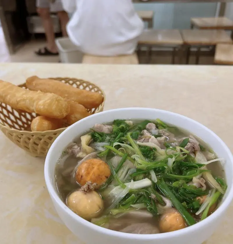 Top 15 qu&aacute;n phở g&agrave; ngon H&agrave; Nội l&agrave;m bao người m&ecirc; mẩn 3