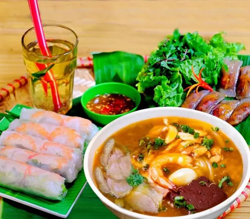Top 7 quán bánh canh ghẹ ngon nhất Hà Nội khiến bạn mê mẩn 5