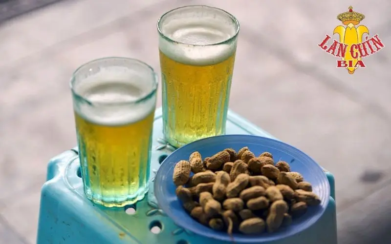 Top 8 qu&aacute;n bia hơi H&agrave; Nội l&yacute; tưởng để lai rai c&ugrave;ng hội bạn 7