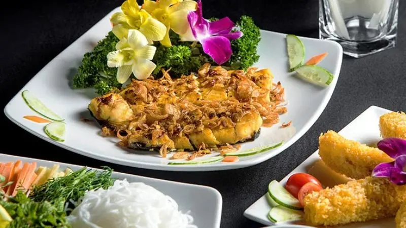Top địa chỉ thưởng thức gỏi c&aacute; H&agrave; Nội đa dạng phong c&aacute;ch chế biến 7
