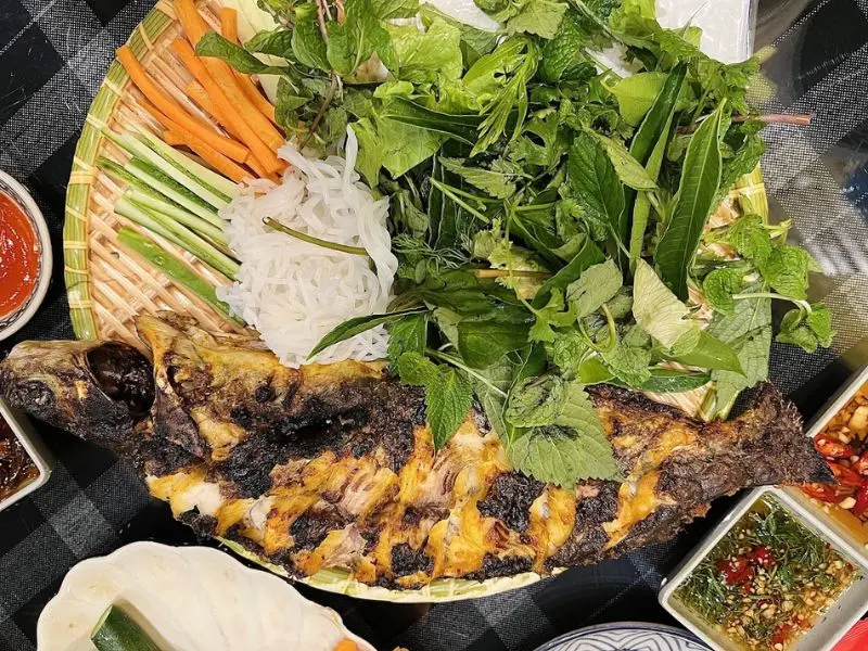 Top địa chỉ thưởng thức gỏi c&aacute; H&agrave; Nội đa dạng phong c&aacute;ch chế biến 5