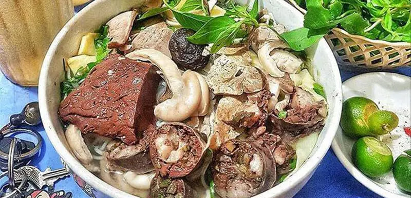 Top những qu&aacute;n b&uacute;n l&ograve;ng H&agrave; Nội với hương vị ngon nhất thủ đ&ocirc; 5