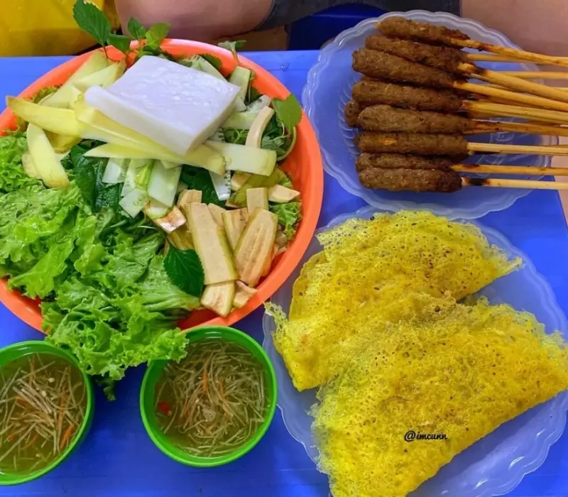 Lên kèo đi tìm 6 quán bánh xèo Đội Cấn ngon và nổi tiếng nhất thôi nào!