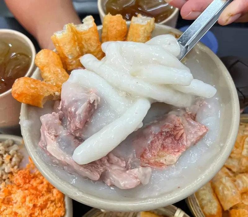 Thưởng thức cháo se: Món cháo ăn bằng đũa độc đáo người Hà Nội
