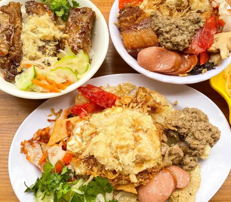 Truy tìm 8 quán xôi đêm ngon nhất Hà Nội