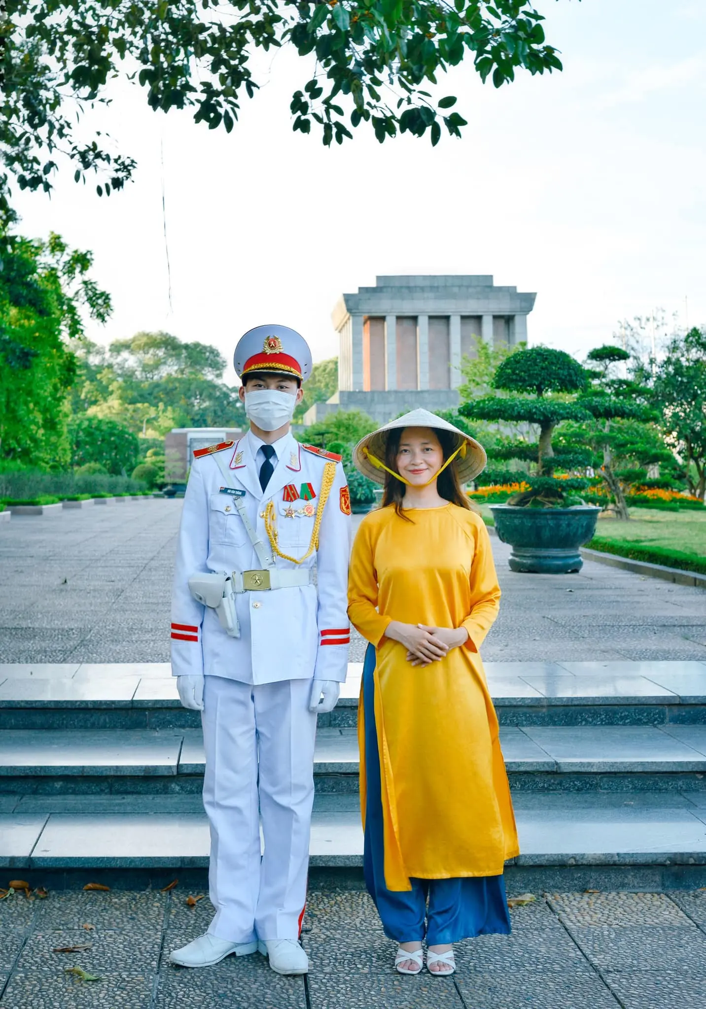 Kh&aacute;m ph&aacute; H&agrave; Nội qua những địa danh nổi tiếng v&agrave; quen thuộc 10