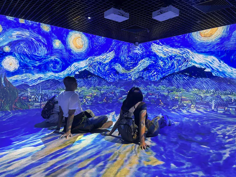 Phố đi bộ Hồ Gươm: Kinh nghiệm ăn chơi, check-in 2026 18