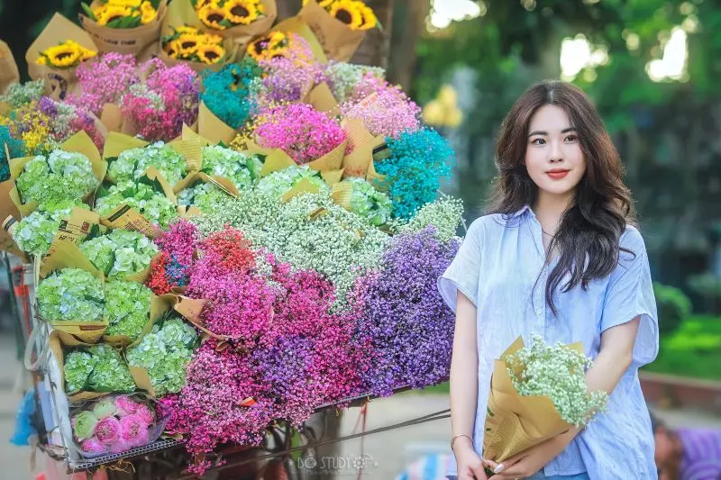 Phố Phan Đ&igrave;nh Ph&ugrave;ng, điểm vui chơi l&atilde;ng mạn nhất H&agrave; Th&agrave;nh 7