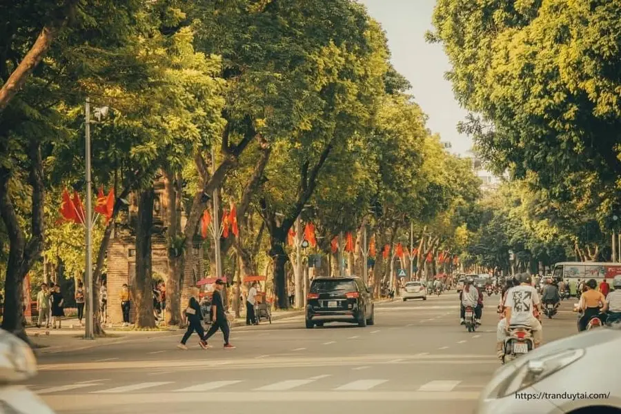 Tận hưởng M&ugrave;a thu H&agrave; Nội, vẻ đẹp ngọt ng&agrave;o lan tỏa trong thi ca 4