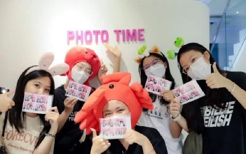 Top 10 tiệm photobooth H&agrave; Nội cực hot với đa dạng phong c&aacute;ch 5