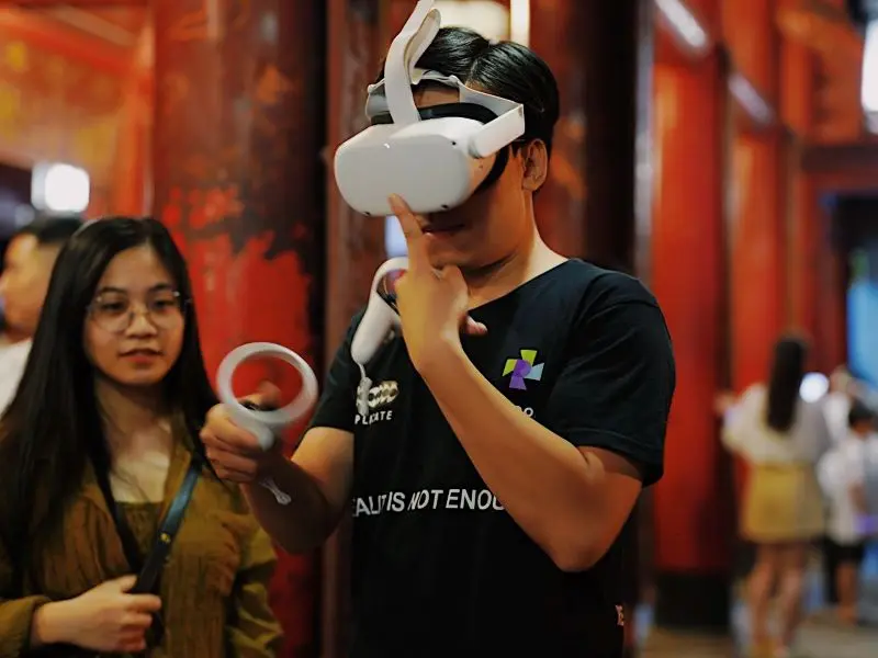 Tour đ&ecirc;m Văn Miếu Quốc Tử Gi&aacute;m, kh&aacute;m ph&aacute; di t&iacute;ch theo c&aacute;ch mới 16