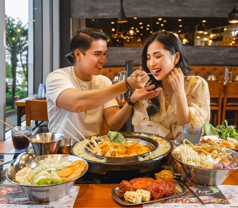 Vincom Center B&agrave; Triệu, biểu tượng của sự hiện đại v&agrave; sang trọng 11