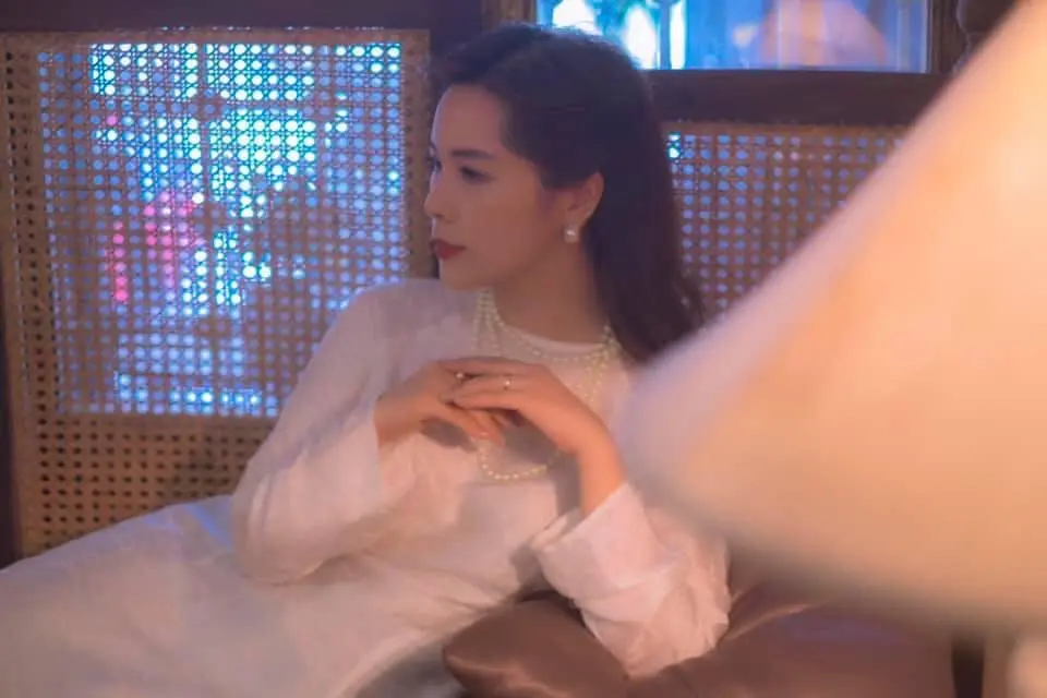 Vừa muốn xem tarot, vừa muốn uống cafe gh&eacute; đến qu&aacute;n cafe H&agrave; Nội n&agrave;y ngay 13