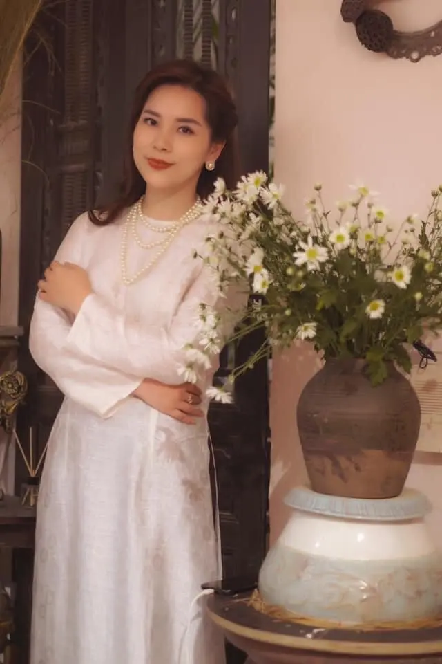 Vừa muốn xem tarot, vừa muốn uống cafe gh&eacute; đến qu&aacute;n cafe H&agrave; Nội n&agrave;y ngay 23