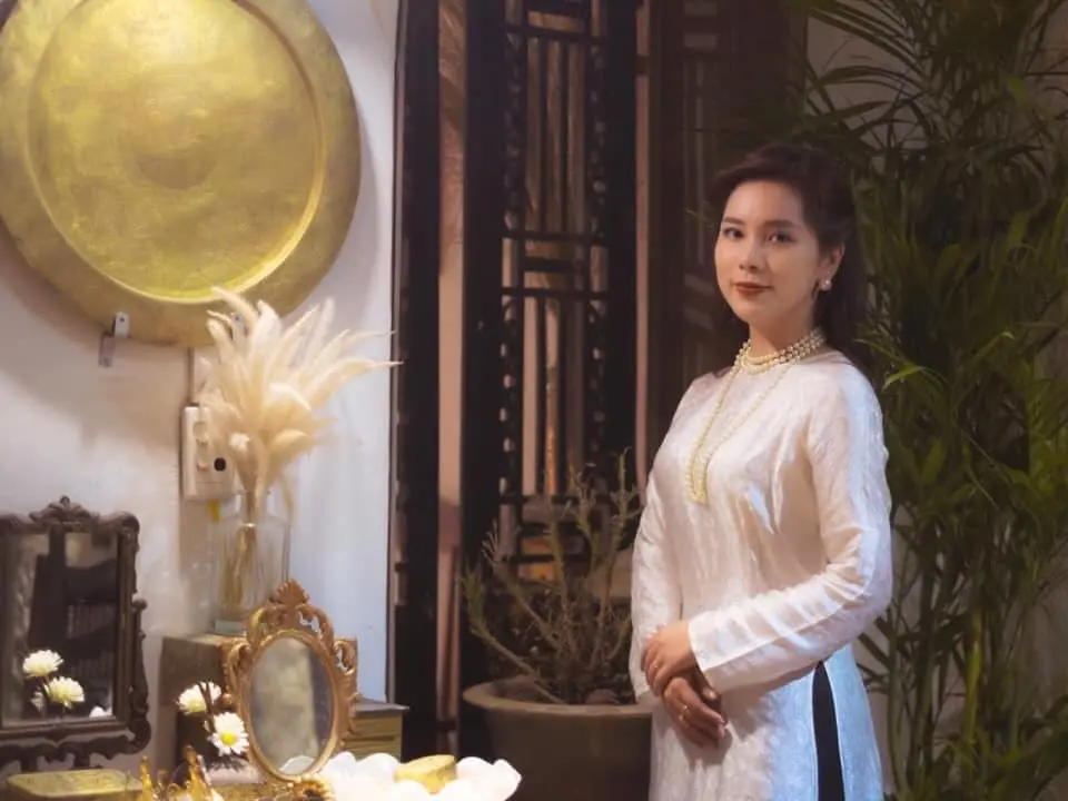 Vừa muốn xem tarot, vừa muốn uống cafe gh&eacute; đến qu&aacute;n cafe H&agrave; Nội n&agrave;y ngay 15