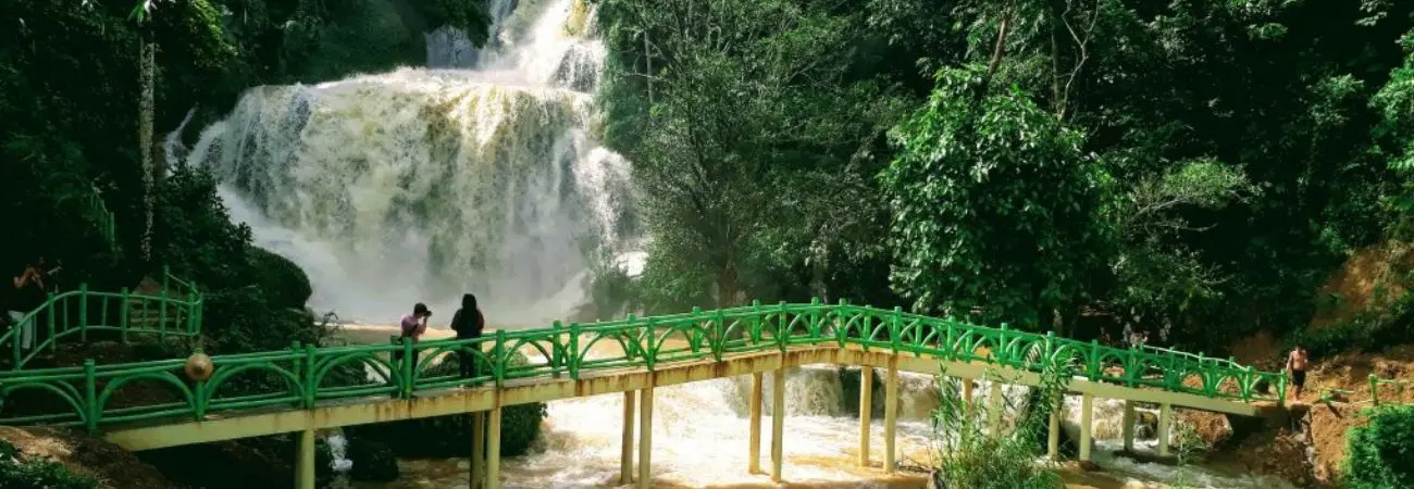 Đến Thác Mu trải nghiệm tắm suối có một không hai