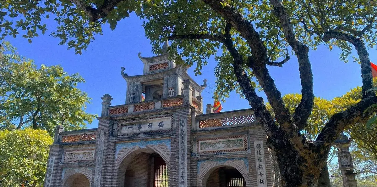 Thành Cổ Loa, di tích yên bình nép mình nơi ngoại ô thủ đô