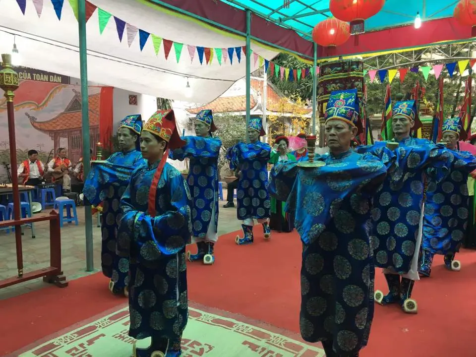 Đ&oacute;n Tết ở H&agrave; Nội nhớ đ&oacute;n lu&ocirc;n Lễ hội đền Kim M&atilde; bạn nh&eacute; ! 6
